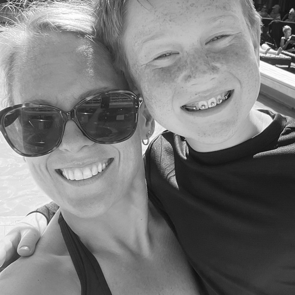 Meet your Posher, Hannah - Picture 1 of 1